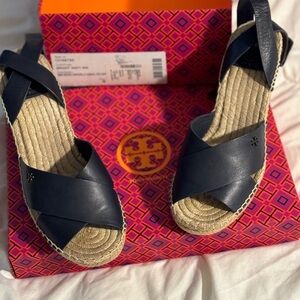 Size 8 Tory Burch shoes